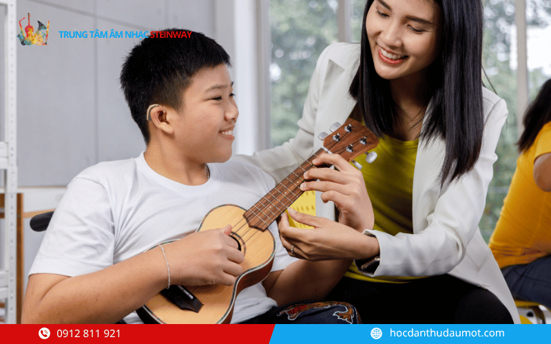 Lợi ích khi học đàn Ukulele tại Bình Dương